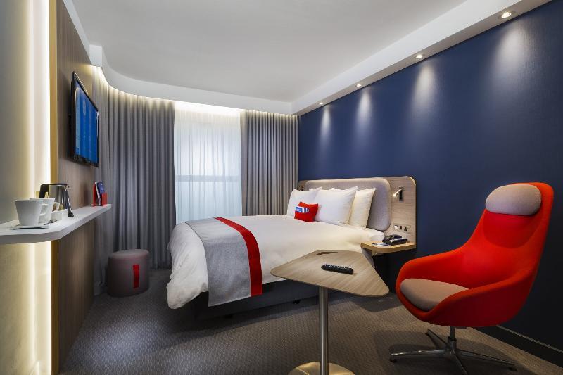 Holiday Inn Express Astana - Turan Екстериор снимка